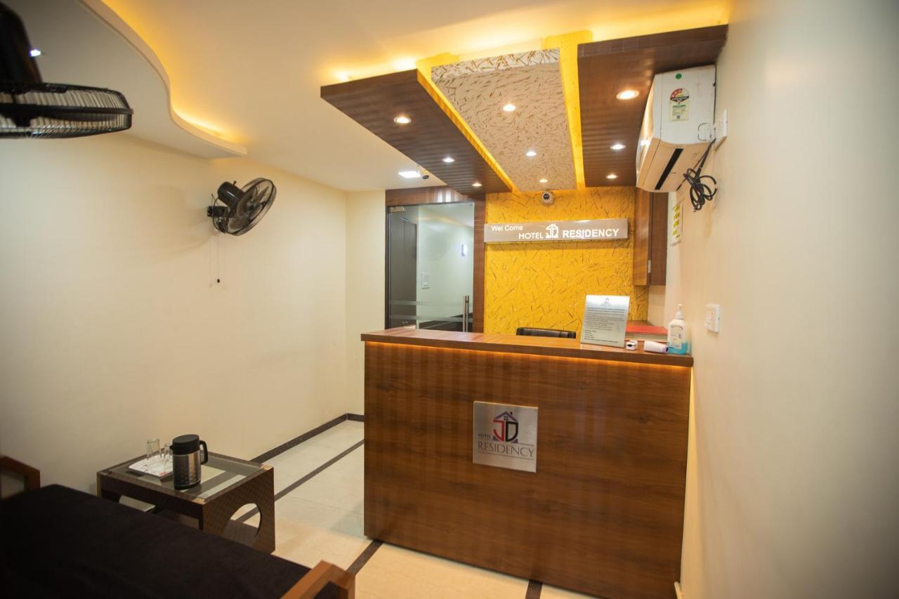 Hotel J D Residency Мумбаи Экстерьер фото